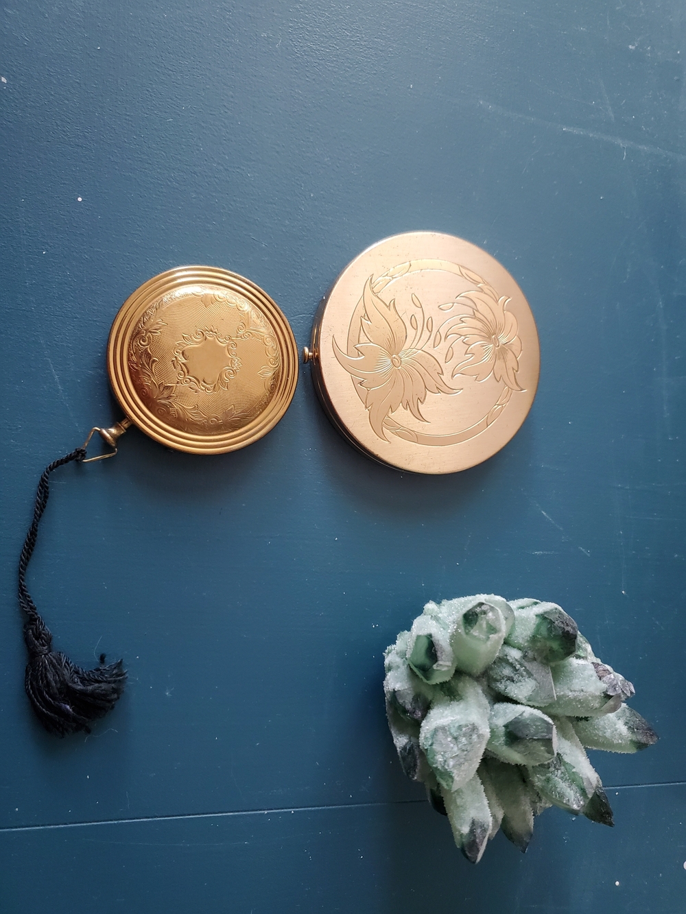 Vintage Gold Tone Mini Compact - Imitation Pocket Watch Design